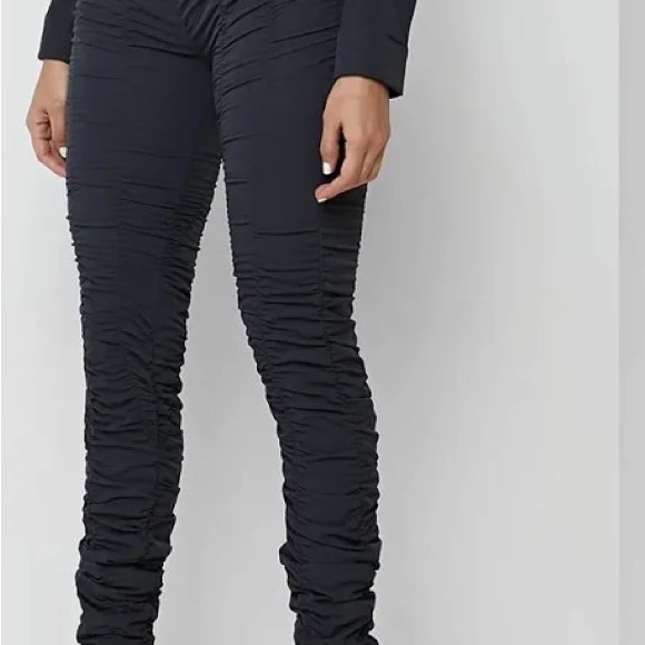 ‼️WOW‼️Maniere de Voir ruched detail shirt- navy blue- AND matchING pants ‼️ - Picture 5 of 13